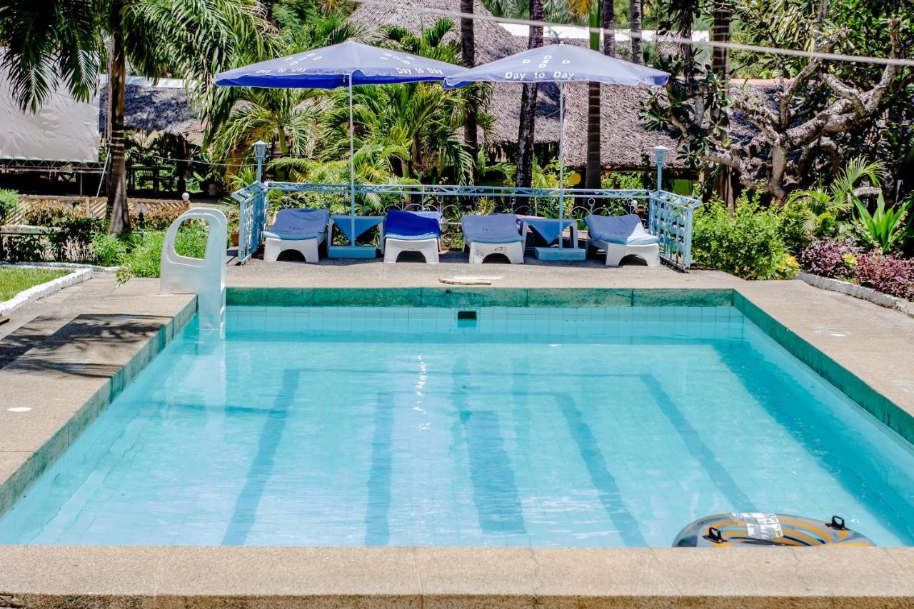 Papillon Garden Bar Villas Bamburi Eksteriør bilde