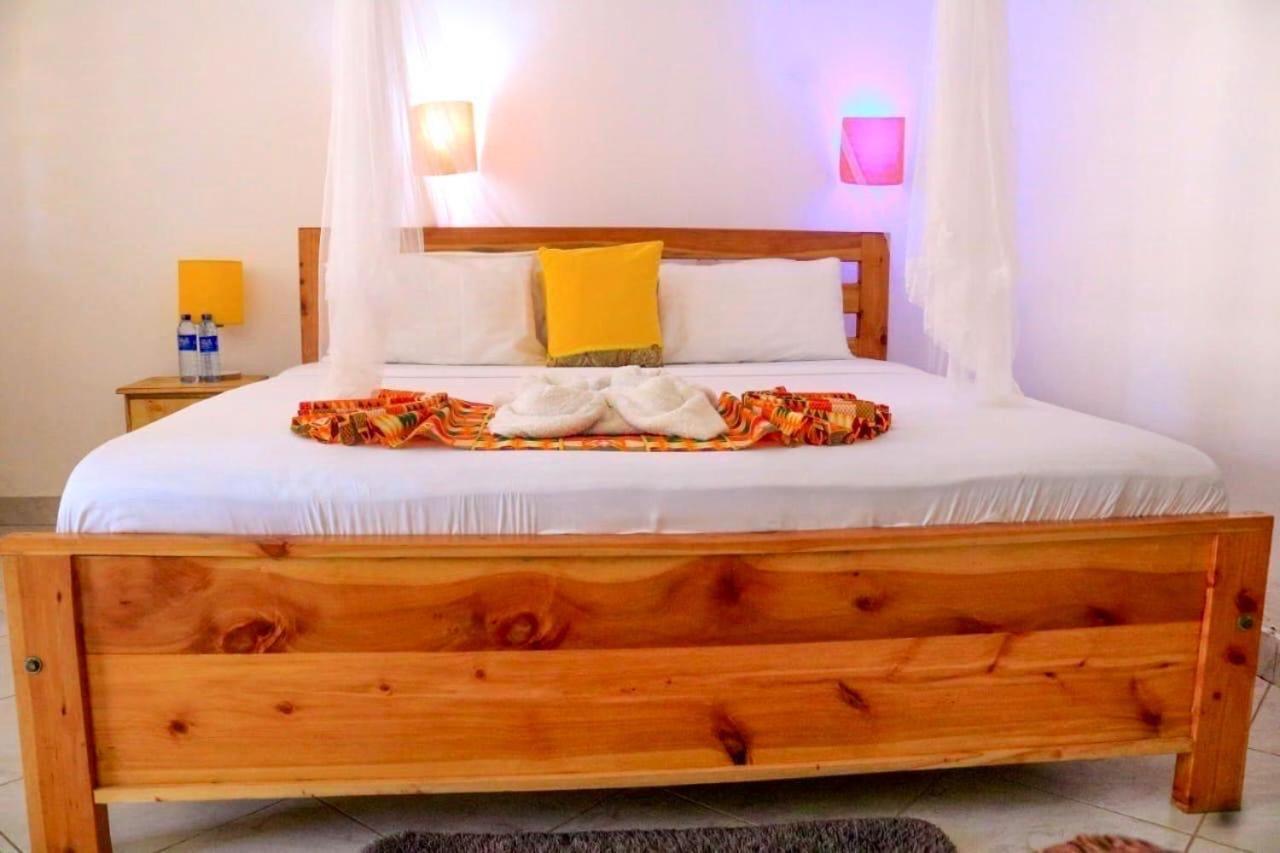 Papillon Garden Bar Villas Bamburi Eksteriør bilde